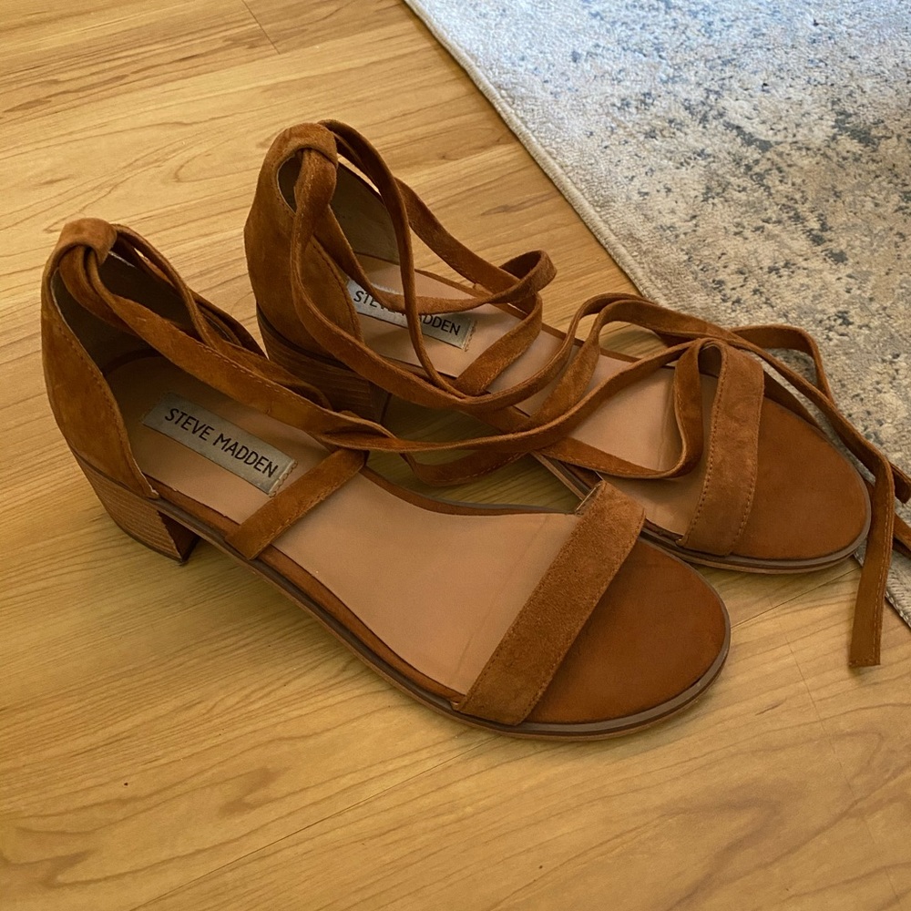 Steve Madden strappy sandals